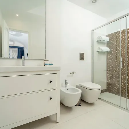 Sunbliss Apartment *