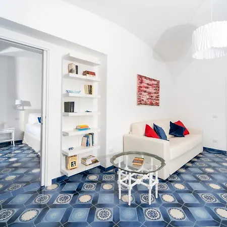 Sunbliss Apartment